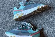 NIKE React Element 87