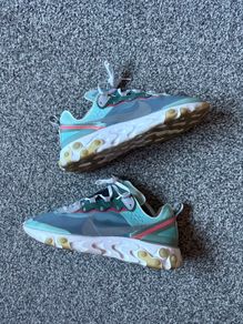 NIKE React Element 87