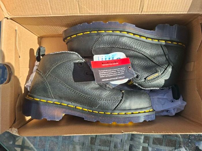 Dr Martens 'Airwair' Work Boots UK 3 - BRAND NEW IN BOX