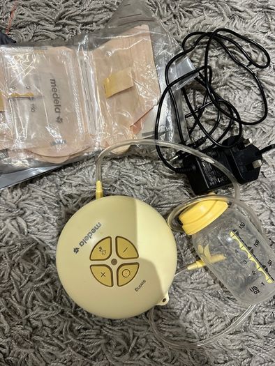 Breast pump