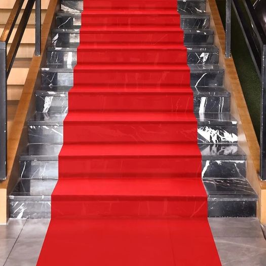 Red Carpet Runner Rug for Party 55gsm Thickness with 1 Piece Carpet Tape for Wedding Christmas Xmas Christmas Outdoor Accessories, Wedding Party Hallway Rug(2.6 x 30 Feet