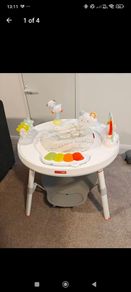Skip hop activity play centre