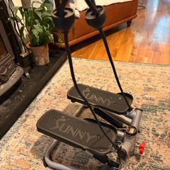 Sunny Mini Stepper. Barely Used
