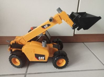 Bruder CAT