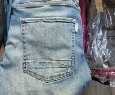 Quantity: 500 pieces  Items: Mixed T-shirts, shorts, jeans, and casual clothing  Sale type: Bulk job lot  Ideal for: Resale, retail, markets, and online businesses  Great opportunity to buy clothing in bulk at a competitive price. Sold as one job lot.