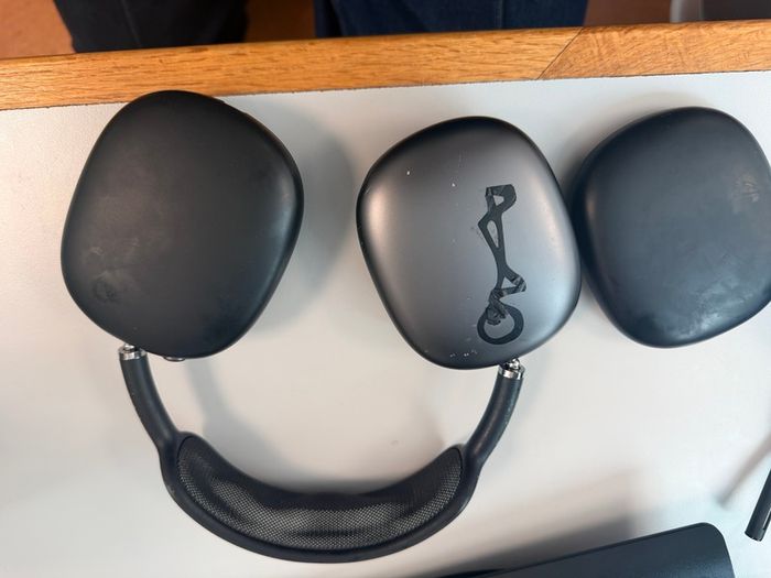 AirPods Max