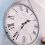 Wall clock. Large Vintage Style Wall Clock, 69 cm. Excellent Condition. Image 3