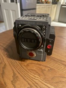 Red Scarlet W
