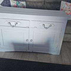 sideboard