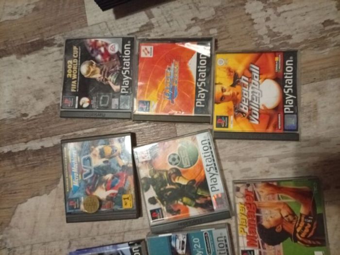 lot of PS1 games