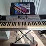 Electronic piano keyboard Image 2