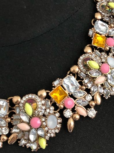 statement necklace