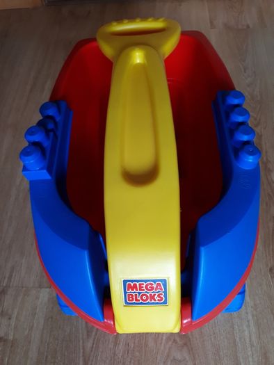 "Mega Blocks" Pull-up Truck