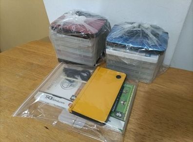 Nintendo handhelds and games