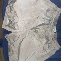 Gucci shorts size medium
