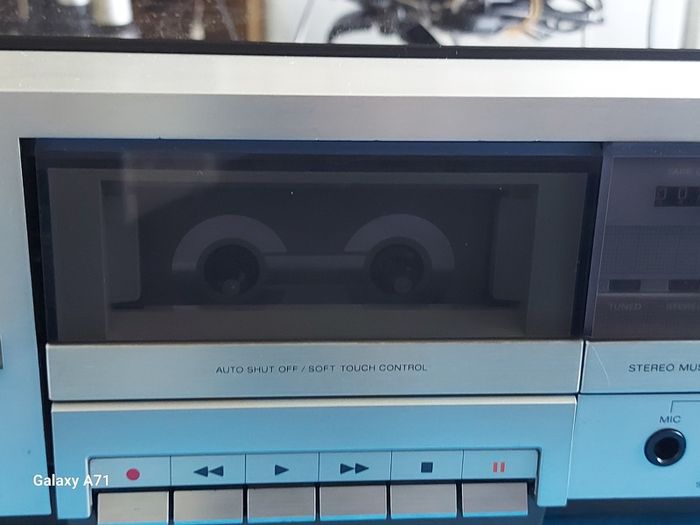 SONY Stereo Music System, Model No. JJ-500, Radio, Tape and Phono (Record), and Auxillary, with 2 Sony Speakers, all functions working, in excellent condition