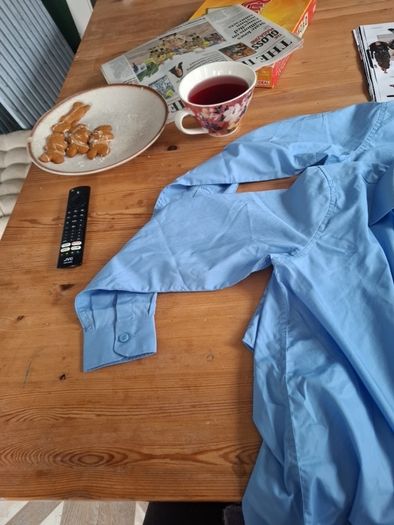 2 x dunnes stores blues shirt