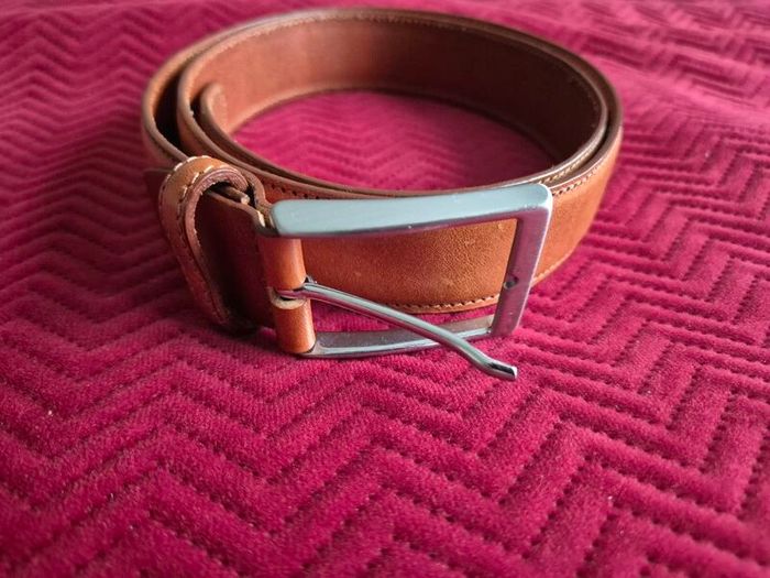 Michaelis brown leather belt