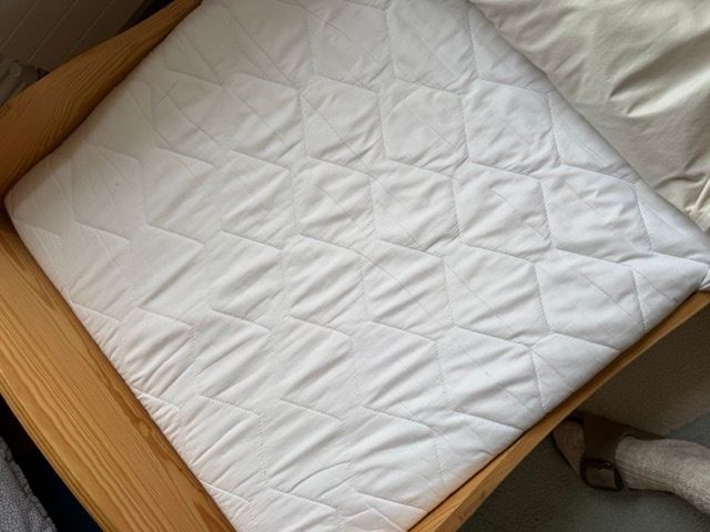 Mon Lit Cabane Solid Wood Junior / Kids Bed