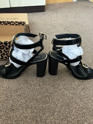 River Island Heels Size 6 New In Box