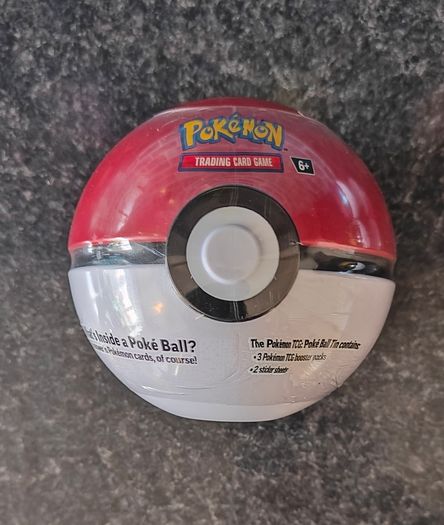 FREE Tracked Shipping. Pokemon Pokeball B26