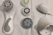 Clarisonic Plus Face and Body Sonic Cleansing Set - with 3 new extra brushes replacement heads