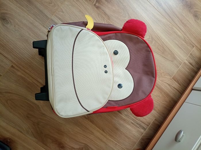 Skip hop zoo rolling Kids luggage