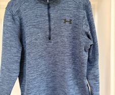 Under Armour Top