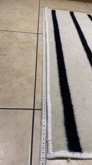 White/black stripes rug