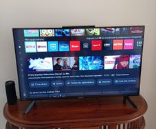 Nordmende 43 UHD LED TV  Like New