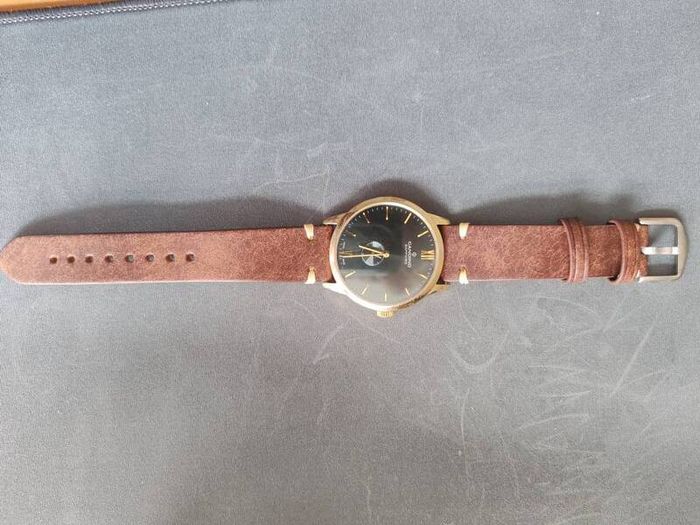 Swiss watches Candino sapphire C4471