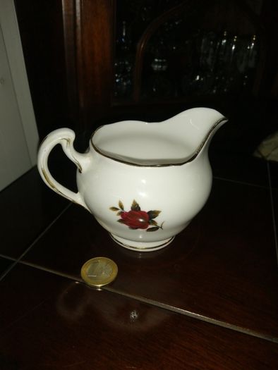 Porcelain milk jug