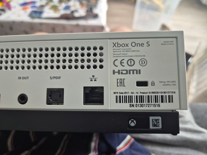 Xbox One S