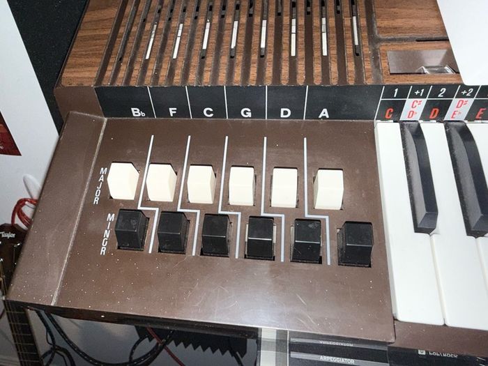 Bontempi Chord Organ