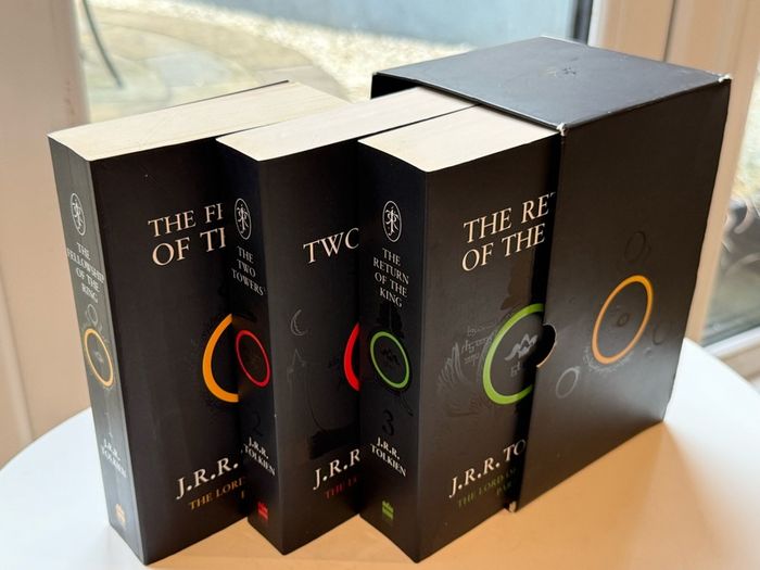 J.R.R. Tolkien The Lord of the Rings 3-Book Paperback Boxed Set with Slipcase (HarperCollins)