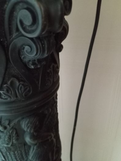 Vintage pillar