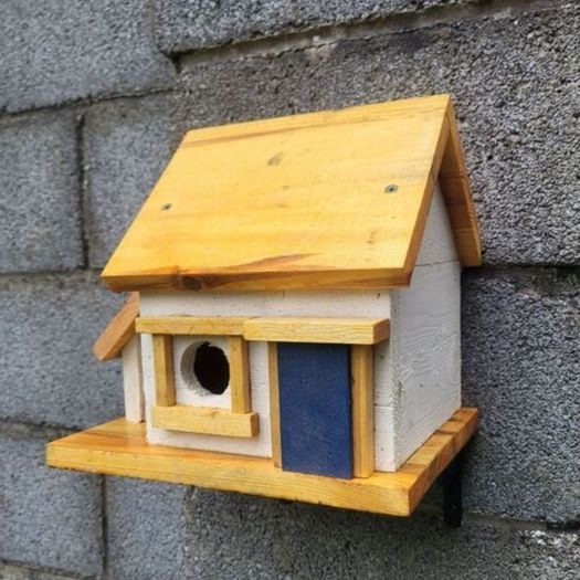 Bird house