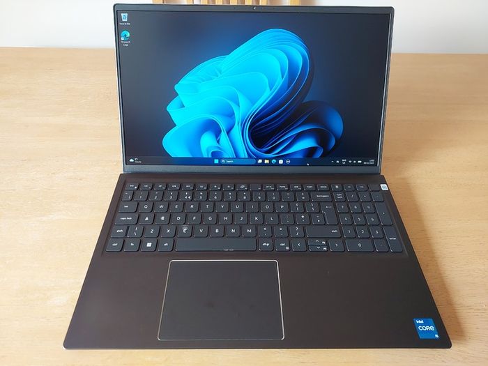 Cheap Laptop Dell Vostro 5510 | Intel i5-11320H | 8GB RAM | 256GB SSD | 15.6" | Windows 11 Pro