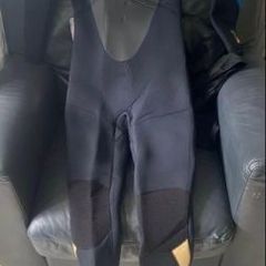 Bnwot O Neills Womens Wetsuit And Thermohood