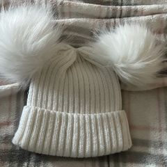 Girls hat 1/2