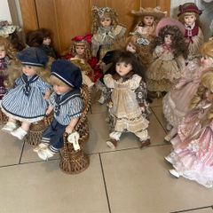 porceline dolls collection