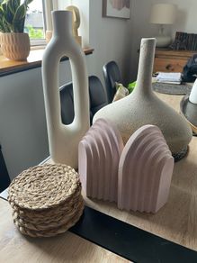 home decor pieces