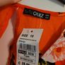 bnwt floral quiz top Image 4