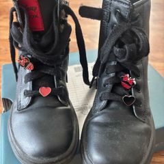 Geox Minnie Mouse boots