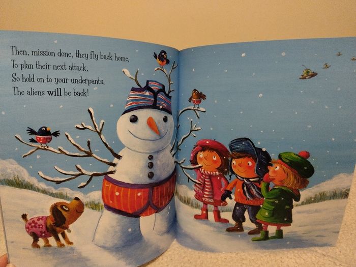 ALIENS LOVE UNDERPANTS children,s books by Claire Freedman