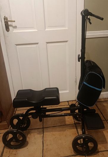 knee scooter