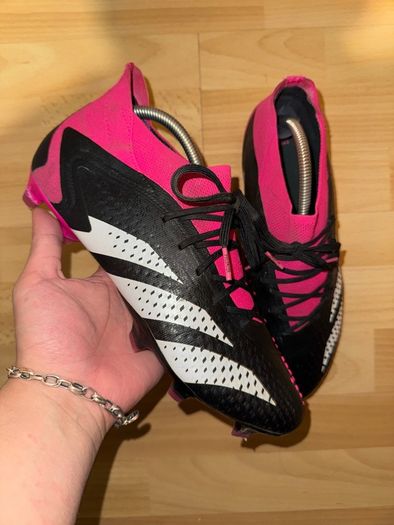 Adidas Predator Accuracy.1 FG Black Shock Pink GW4569