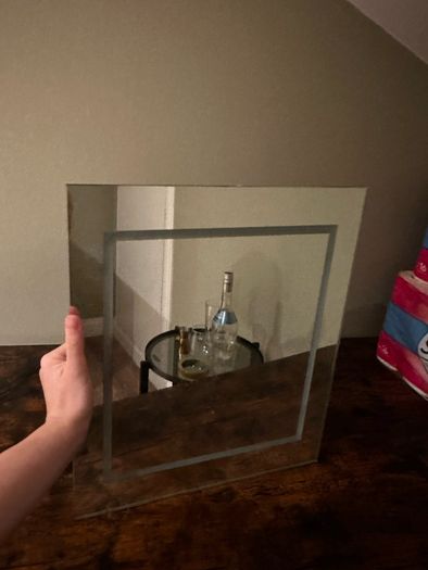 Electric mirror