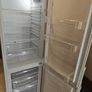 Zanussi Fridge Freezer Image 2