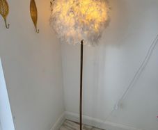 Feather floor standing lamp